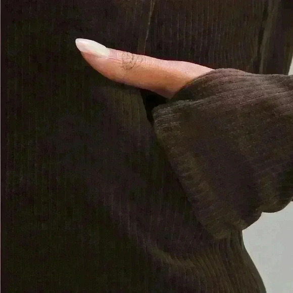 NWT Lululemon Woman’s Scuba Track Jacket Velvet Cord. - Picture 10 of 12